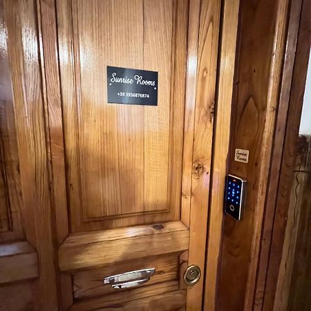 Sunrise Rooms لا سبيتسْيا المظهر الخارجي الصورة